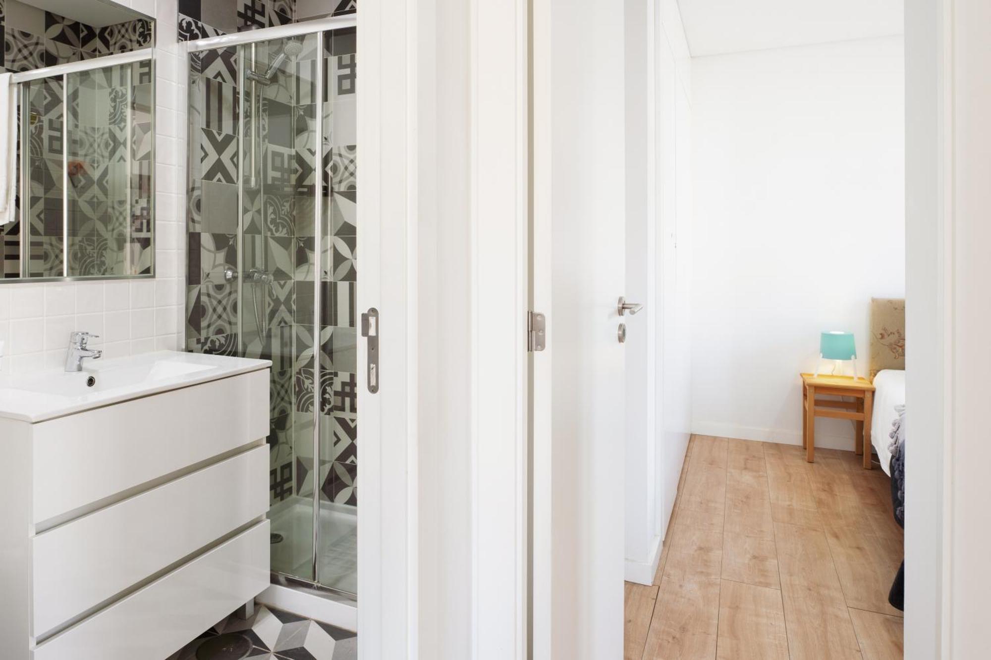 Apartamento Host Wise - Flat W Free Private Parking - Bright & Cozy OOporto Exterior foto